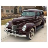 1940 Ford 4 Door Deluxe Sedan, 221 Cubic Inch 85 HP Flathead V-8 Engine, 3 Speed Manual Transmission