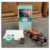 Hallmark Kiddie Car Classics 1935 American National Lincoln Tandem Diecast Car With Box And Remote 