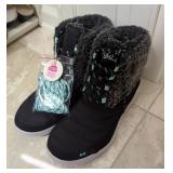 Closet Contents, Does Not Include Purses Or Eyewear 