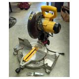 DeWalt 10' Compound Miter Saw, Model DW703, Powers On