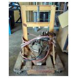 Binks Pressure Tank, Powers On