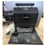 Yoder Smokers YS480S Pellet Smoker 