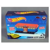 Lionel Hot Wheels Plug-Expand-Play Crash City Cafe, In Original Box 