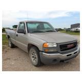 2005 GMC Sierra 1500 Pickup Truck, 4x2, Miles Showing On Odometer 292,603, VIN# 1GTEC14X85Z261051, K