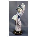 Lladro Porcelain 'Madame Butterfly' #4991 11.75' Tall Figure
