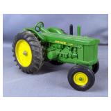 Ertl John Deere 1949-1954 Model R Series II Diesel Tractor Toy