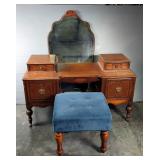 Wooden Rolling Vanity Desk, 26.5" x 43.5" x 17.5" With Detachable Beveled Mirror, 46" x 44" And Upho