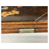 MEASURES 18 1/2 X 9 