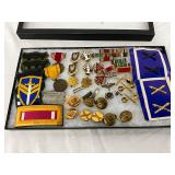 43 WWII-era Pins, Buttons, Medals, and Insignia 43 WWII-era Pins, Buttons, Medals, and Insignia