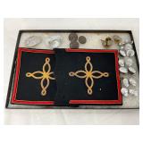 30 WW2 Era Military Insignia and Badges 30 WW2 Era Military Insignia and Badges