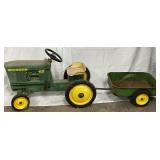 Ertl John Deere 4020 Diesel Pedal Tractor with Trailer