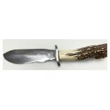 Fixed Blade Knife with Antler Handle and Stainless Steel Blade Fixed Blade Knife with Antler Handle and Stainless Steel Blade