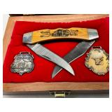 Texas Lockhorn Folding Knife with Wooden Handle, Alamo-Themed Etchings, and Two Medallions in Box Texas Lockhorn Folding Knife with Wooden Handle, Alamo-Themed Etchings, and Two Medallions in Box