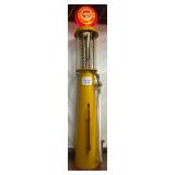 Bennett Model 810 Visible Gas Pump with 10-Gallon Glass Cylinder