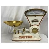 Dayton Professionally Restored Measuring Scale with Brass Bowl, 15in x 16in