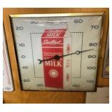 SEALTEST MILK CLOCK