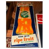 12X36 GREEN SPOT VERTICAL SIGN