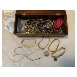 COLLECTION COSTUME JEWELRY