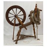Wooden Spinning Wheel with Distaff, 36×32 Inches