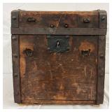 Early Conestoga Wagon Box with Interior Compartments, 14″x15 1/2″