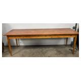 Prim. Table with Tapered Legs 