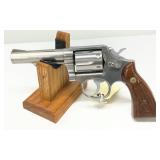 4-inch barrel, fixed sights, and wood grip panels with checkering and brass accent medallions 4-inch barrel, fixed sights, and wood grip panels with checkering and brass accent medallions