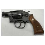 Smith & Wesson Model 10-5 .38 Military & Police Revolver with Wood Grips Smith & Wesson Model 10-5 .38 Military & Police Revolver with Wood Grips