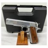 Springfield Armory Model 1911-A1 .38 Super Semi-Automatic Pistol with Wooden Grips Springfield Armory Model 1911-A1 .38 Super Semi-Automatic Pistol with Wooden Grips