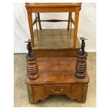 Wooden Shoe Polishing Stand With Chair, 59X38 