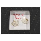 ANTIQUES/GLASSWARE/HOUSEHOLD/COLLECTIBLES