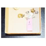ANTIQUES/HOUSEHOLD/GLASSWARE/COLLECTIBLES