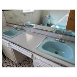 VINTAGE BLUE SINKS