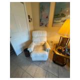 2 Whithe Leather Recliners