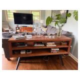 BEE'S KNEES IS IN EAST ATLANTA!