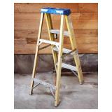 Werner 3-Step Fiberglass Ladder