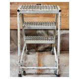 Rolling 3-Step Platform