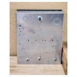 Eaton 8 Space 16 Circuit Electrical Box