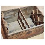 Vintage Cutty Sark Scotch Whiskey Wooden Crate