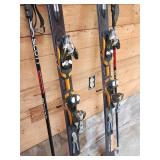 Pair of Adult Salomon Streamline Down Hill Ski