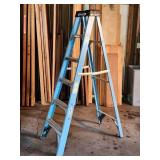 Blue Werner 6 ft Fiberglass Ladder