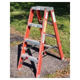 Louisville Red 4 ft 300 lb. Capacity Fiberglass Ladder