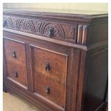 U - Vintage Huntley by Simmons 4-Drawer Dresser with Carved Detailing