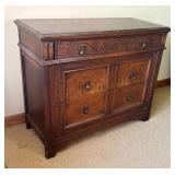 U - Vintage Huntley by Simmons 4-Drawer Dresser with Carved Detailing