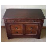 U - Vintage Huntley by Simmons 4-Drawer Dresser with Carved Detailing
