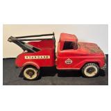 L - Vintage Standard Metal Toy Tow Truck
