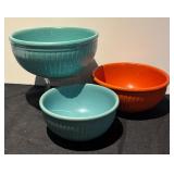 L - Set of 3 Vintage Ribbed Nesting Bowls Turquoise and Orange