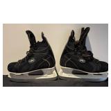 K - Pair of Hespeler GPS 350 Senior Ice Hockey Skates Size 8