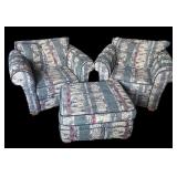 U - Pair of Vintage Simmons Oversized Armchairs with Ottoman