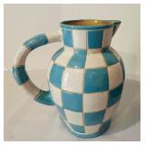 K - Set of 3 Vintage Ceramic Pitchers and Gravy Boat