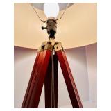 LR - Table Lamp with Tripod Wood and Brass Base
